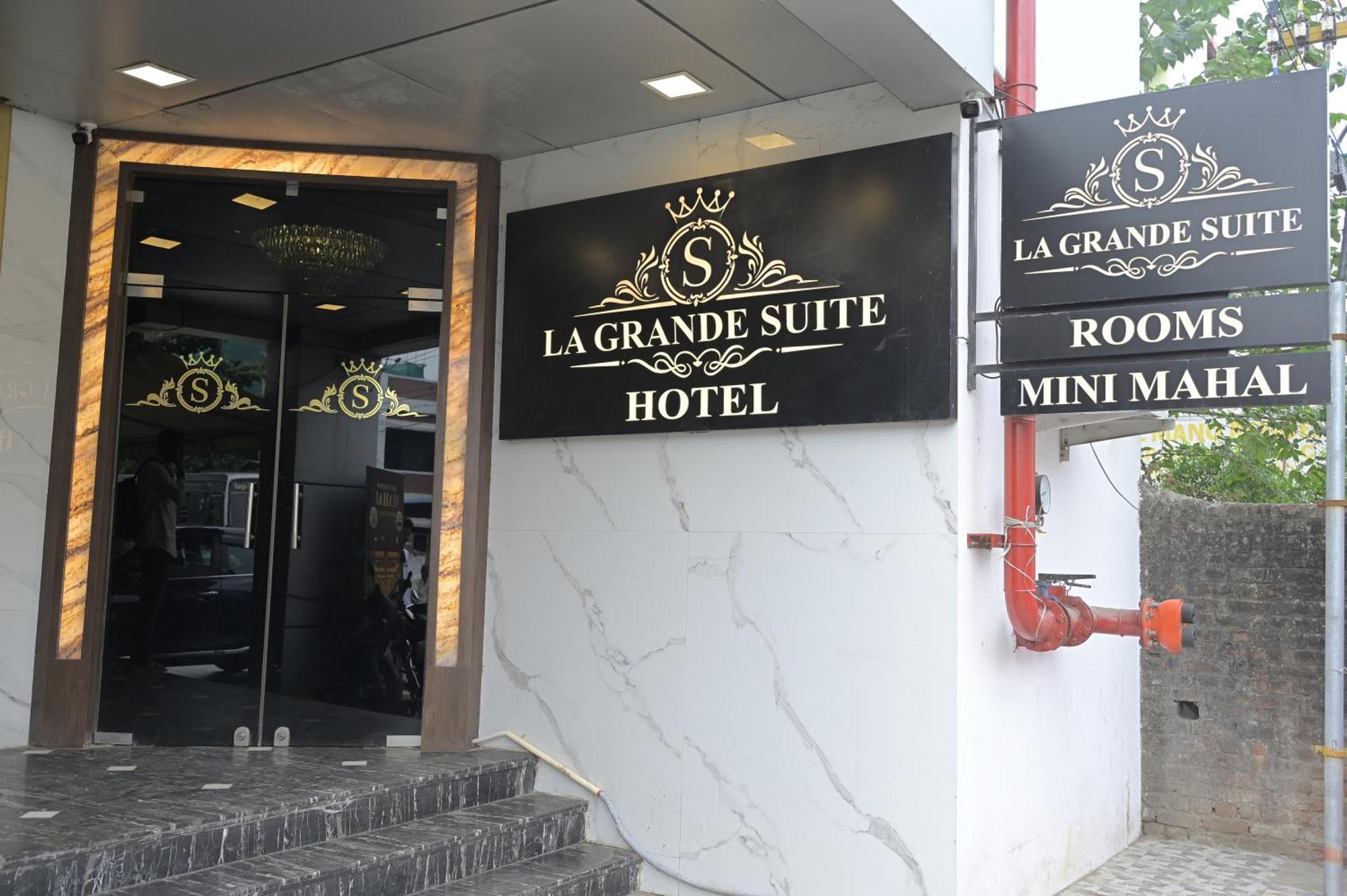 La Grande Suite Karaikal Exterior foto